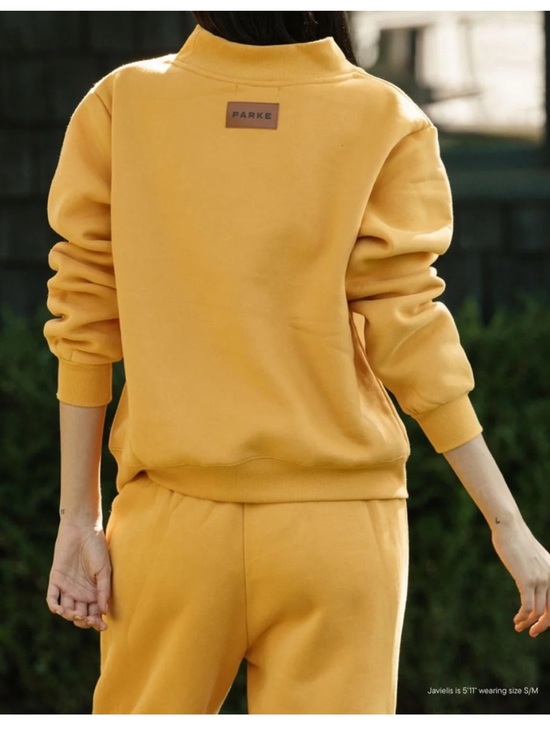 Parke Sweaters - Parke Classic Mockneck Sweatshirt in Apricot size S/M orange yellow